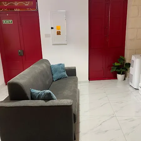 Gardjola Apartment *